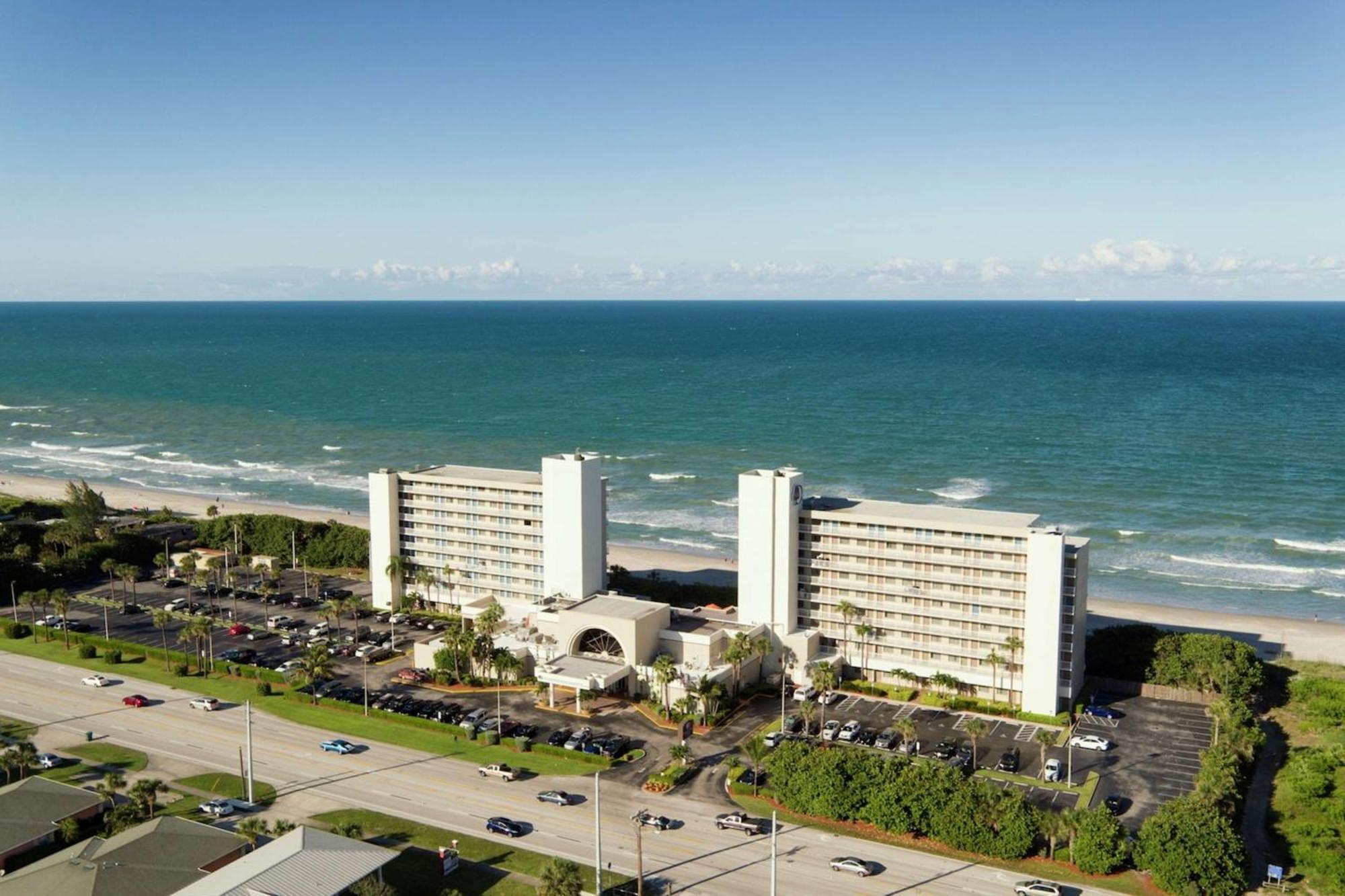 Doubletree Suites By Hilton Melbourne Beach Oceanfront Exterior photo